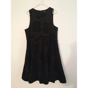 BLACK & VELVET ROSE TORRID SKATER DRESS